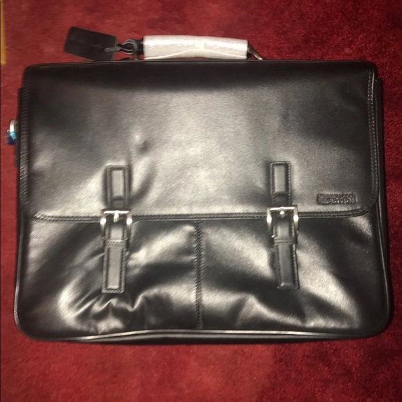 Kenneth Cole Reaction Handbags - Kenneth Cole reaction Laptop briefcase. New
